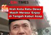 Viral Sebut “Enjoy” di Tengah Kabut Asap, Wali Kota Palembang Ratu Dewa”