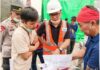 Aksi Pemortalan Jalan Hauling di Barito Selatan, Puluhan Truk Batu Bara Tertahan