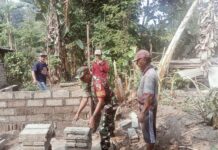 Kerja Bakti Bangun MCK Babinsa Gandean Bersama Warga, Tingkatkan Kesehatan Lingkungan