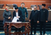 “Menjaga Keberlangsungan Pembangunan: Bupati dan DPRD Purwakarta Sahkan Raperda Perubahan APBD 2026”