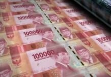 PT. BPD SUMSEL BABEL DIDUGA AMBURADUL MELIARAN RUPIAH BERANTAKAN”.